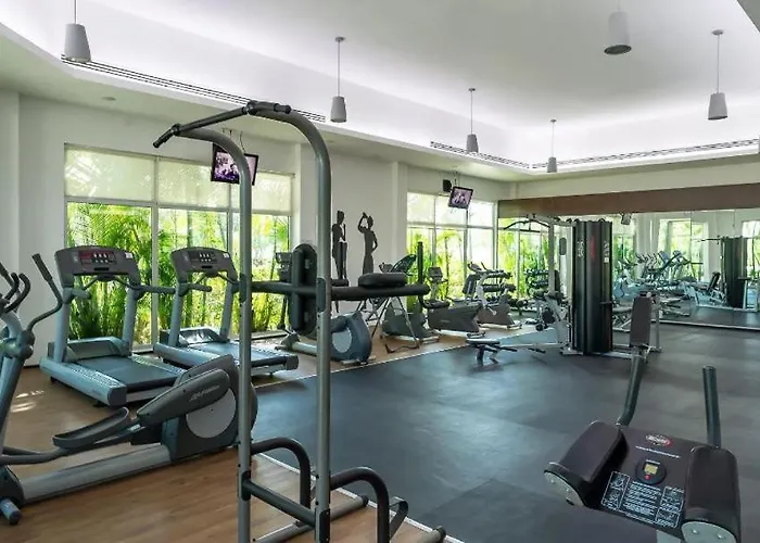 Apartamento Tropical Living W Pool, Hot Tub & Gym *