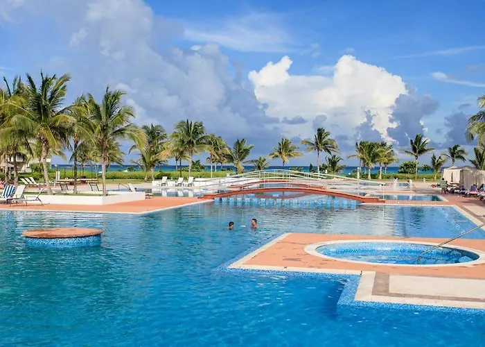 Tropical Living W Pool, Hot Tub & Gym Apartamento Playa del Carmen
