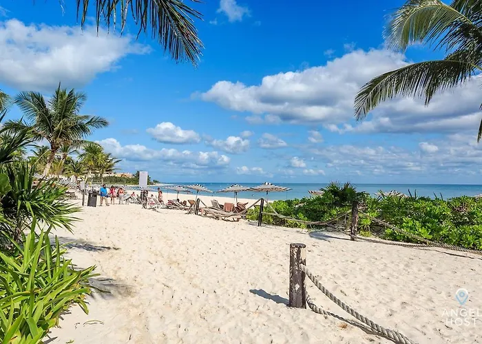 Apartamento Tropical Living W Pool, Hot Tub & Gym Playa del Carmen