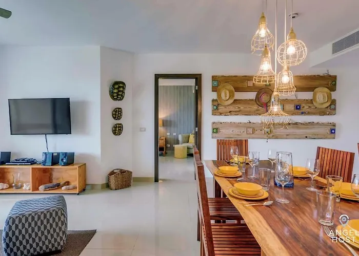Tropical Living W Pool, Hot Tub & Gym Playa del Carmen